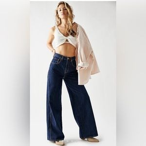 Free People CRVY Gia Wide Leg Jeans Size 29